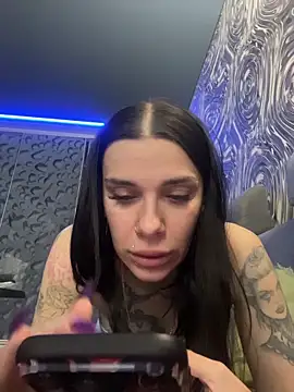Queen of pain online show from 14, 5, 2026