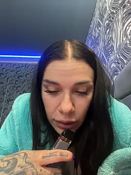 Queen of pain online show from 17, 5, 2026