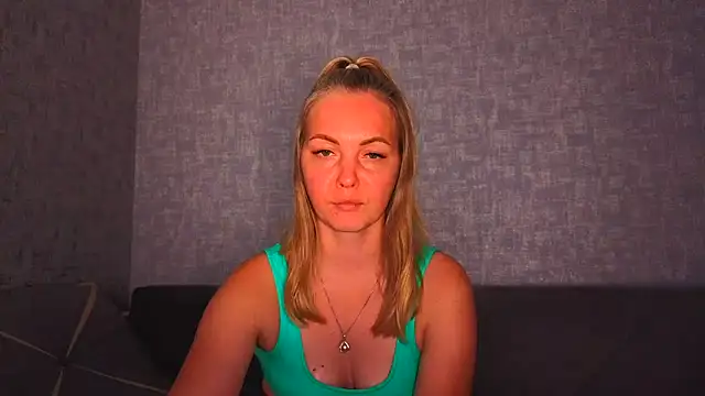 iam Venus online show from 22, 6, 2026