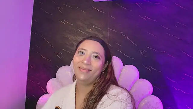 Snapshot of _MiaBrown_ chatting on 14, 5, 2026 MiaBrown online show from 14, 5, 2026