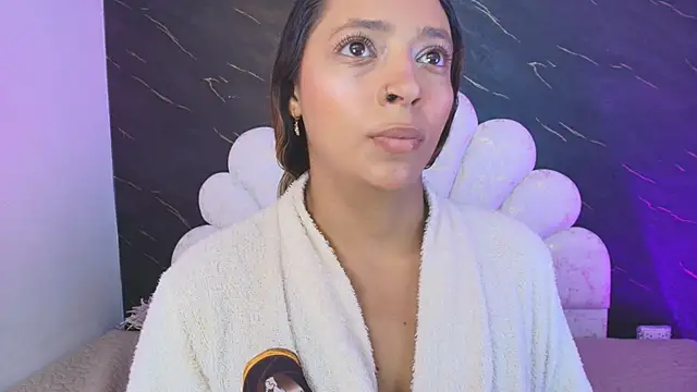 Snapshot of _MiaBrown_ chatting on 31, 5, 2026 MiaBrown online show from 31, 5, 2026