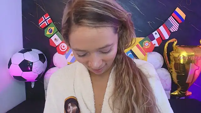 Snapshot of _MiaBrown_ chatting on 30, 6, 2026 MiaBrown online show from 30, 6, 2026