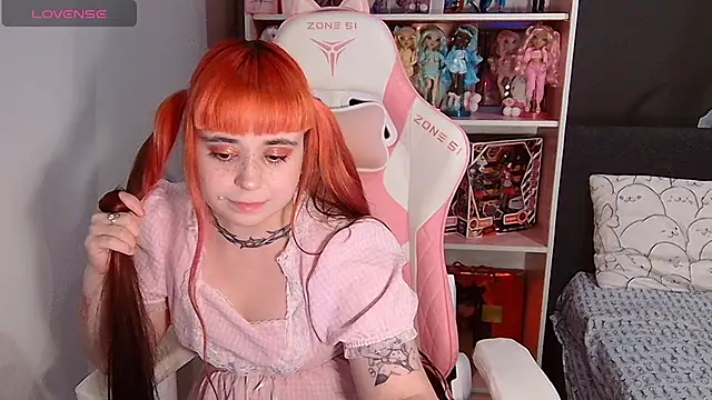 Naomi Storm online show from 14, 7, 2026