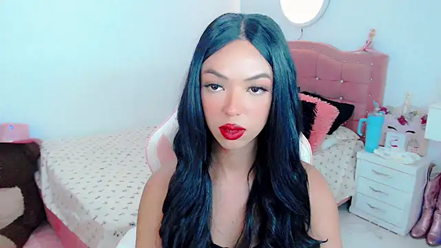 Tanedra collings online show from 30, 9, 2025