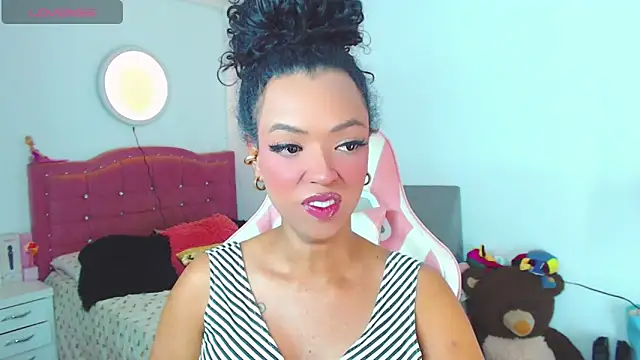Tanedra collings online show from 6, 5, 2026