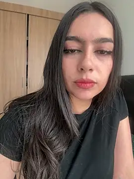 Snapshot of Nicollemays chatting on 19, 2, 2026 Nicollemays online show from 19, 2, 2026