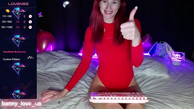 Snapshot of intolerable_girl chatting on 1, 1, 2025 intolerable girl online show from 1, 1, 2025