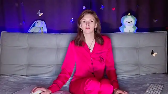 Snapshot of intolerable_girl chatting on 7, 10, 2025 intolerable girl online show from 7, 10, 2025