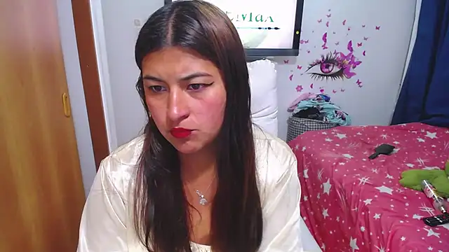 Yunhot  online show from 19, 5, 2026