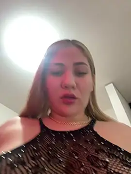 Snapshot of Celestedubois chatting on 5, 2, 2026 Celestedubois online show from 5, 2, 2026