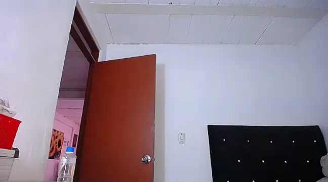 yselahot online show from 14, 12, 2024