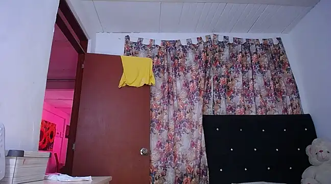 yselahot online show from 5, 1, 2025