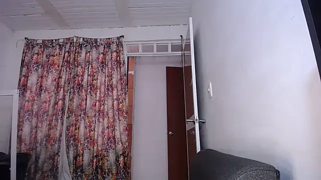 yselahot online show from 29, 9, 2025