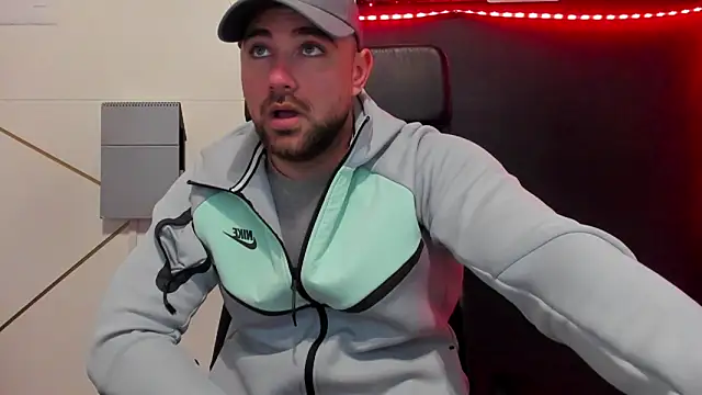 Snapshot of DuncanStone chatting on 12, 3, 2026 DuncanStone online show from 12, 3, 2026