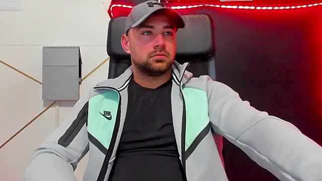 Snapshot of DuncanStone chatting on 13, 3, 2026 DuncanStone online show from 13, 3, 2026