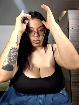 SharaPatinson online show from 19, 11, 2025