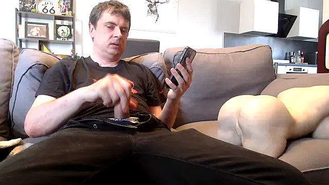 Snapshot of freddy0222222 chatting on 22, 6, 2026 freddy0222222 online show from 22, 6, 2026