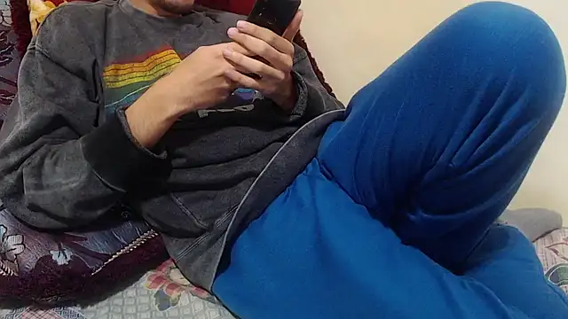 Alexdelarge323 online show from 20, 1, 2025