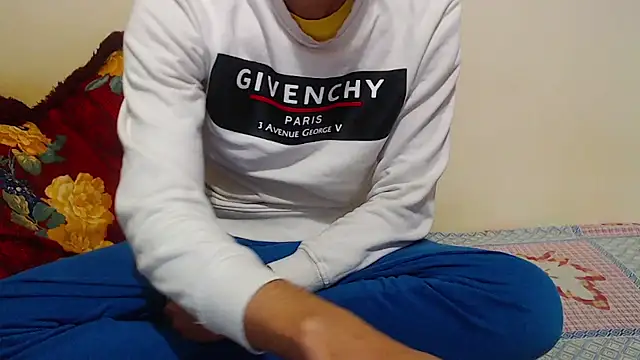 Alexdelarge323 online show from 27, 1, 2025