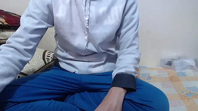 Alexdelarge323 online show from 7, 2, 2026