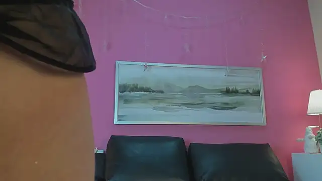 Snapshot of Tiffanysurez_ chatting on 20, 1, 2025 Tiffanysurez online show from 20, 1, 2025