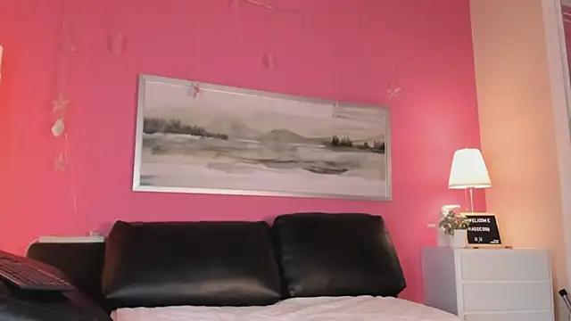 Snapshot of Tiffanysurez_ chatting on 20, 2, 2025 Tiffanysurez online show from 20, 2, 2025