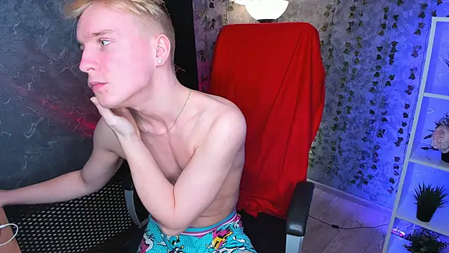 Snapshot of AlexxSweet chatting on 4, 12, 2024 AlexxSweet online show from 4, 12, 2024