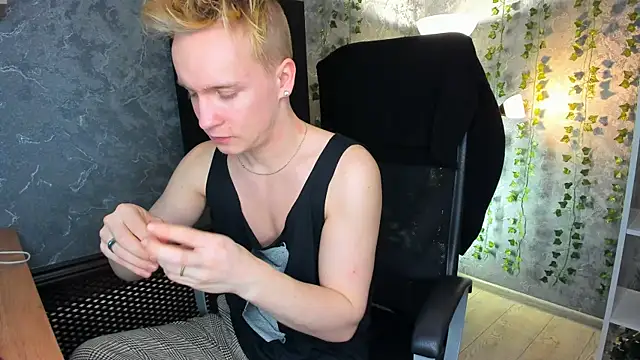 Snapshot of AlexxSweet chatting on 17, 1, 2025 AlexxSweet online show from 17, 1, 2025