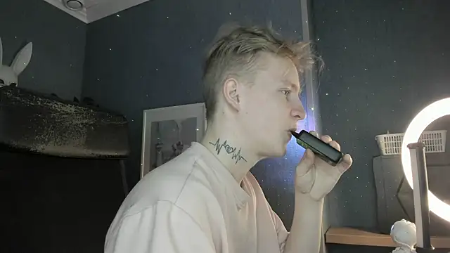 AlexxSweet online show from 5, 4, 2026