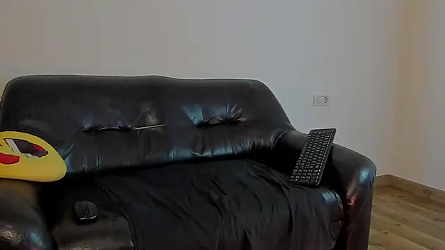 KingMalcom online show from 10, 10, 2025