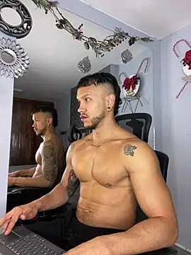 ARON TAYLER01 online show from 7, 12, 2024