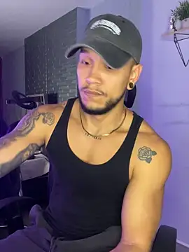 ARON TAYLER01 online show from 12, 9, 2025