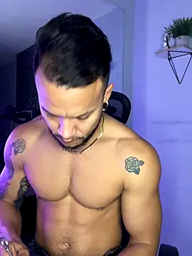 ARON TAYLER01 online show from 14, 9, 2025