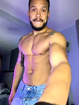 ARON TAYLER01 online show from 30, 11, 2025