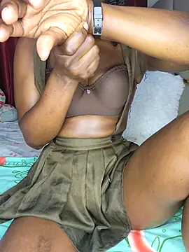 NicRaisaa online show from 30, 4, 2026