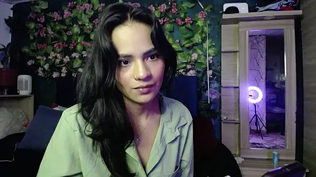 Snapshot of Samara_Beltran chatting on 27, 1, 2025 Samara Beltran online show from 27, 1, 2025