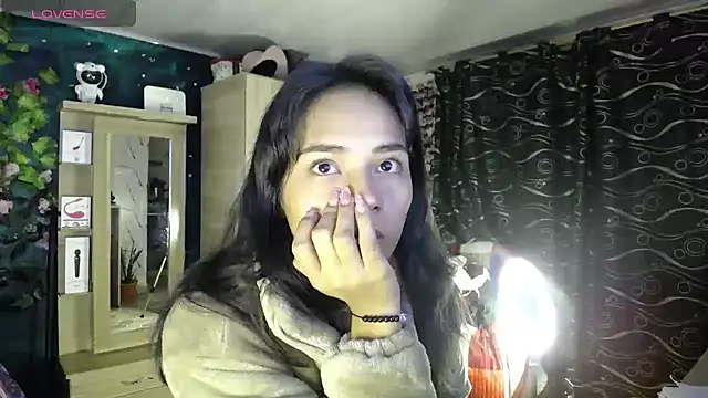 Samara Beltran online show from 14, 2, 2025