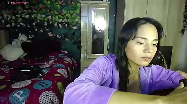 Snapshot of Samara_Beltran chatting on 21, 2, 2025 Samara Beltran online show from 21, 2, 2025