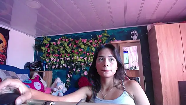 Samara Beltran online show from 21, 2, 2025