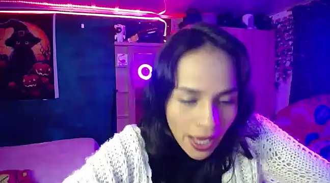Snapshot of Samara_Beltran chatting on 27, 2, 2025 Samara Beltran online show from 27, 2, 2025