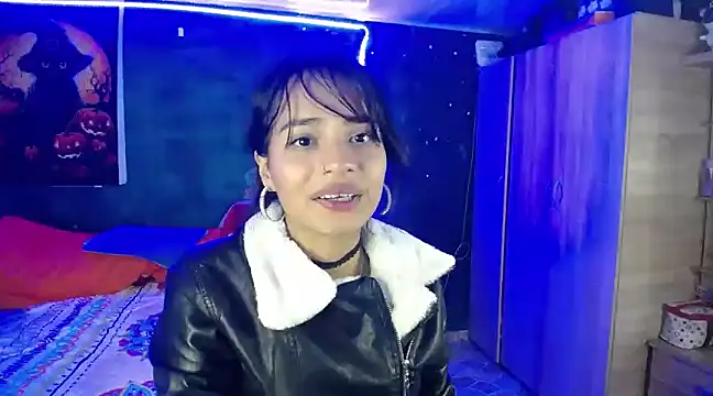 Snapshot of Samara_Beltran chatting on 15, 3, 2025 Samara Beltran online show from 15, 3, 2025