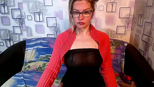 Snapshot of milfsexy chatting on 5, 12, 2024 milfsexy online show from 5, 12, 2024