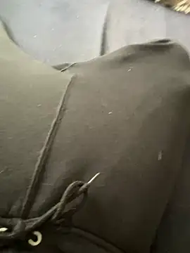 Snapshot of SweetBoy32 chatting on 13, 4, 2026 SweetBoy32 online show from 13, 4, 2026