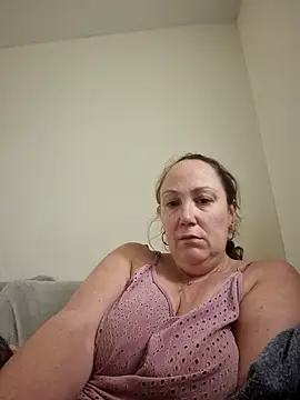 Wisie Cutie online show from 16, 3, 2025