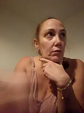 Wisie Cutie online show from 11, 10, 2025