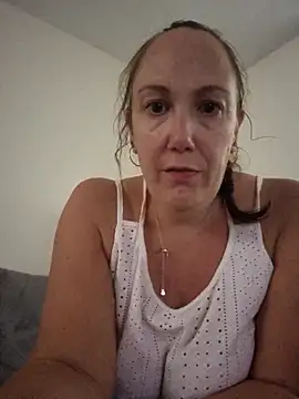 Wisie Cutie online show from 12, 10, 2025