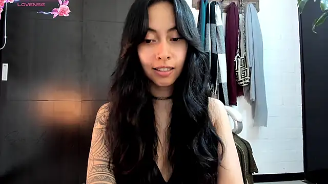 sara-lauren online show from 13, 2, 2025