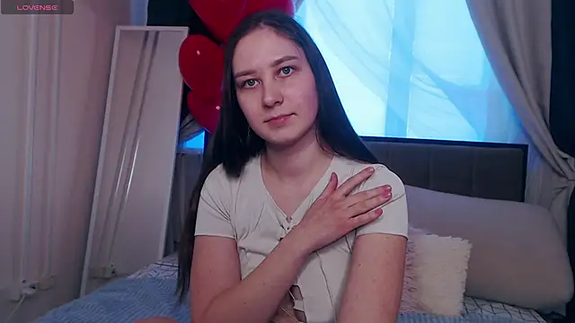 Snapshot of MollyBrams chatting on 21, 2, 2025 MollyBrams online show from 21, 2, 2025