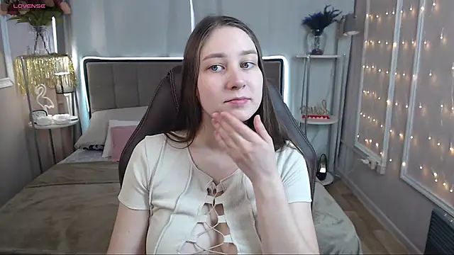 Snapshot of MollyBrams chatting on 1, 3, 2025 MollyBrams online show from 1, 3, 2025