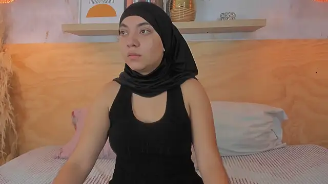 Sooffii 1 online show from 11, 9, 2025